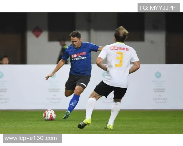 路本西足球明星的传奇旅程与辉煌成就解析